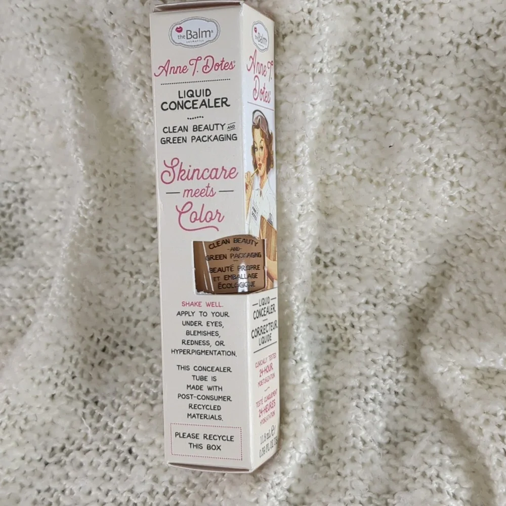 theBalm Cosmetics Anne T. Dotes Liquid Concealer in #22 Light to Medium, 9g/0.32